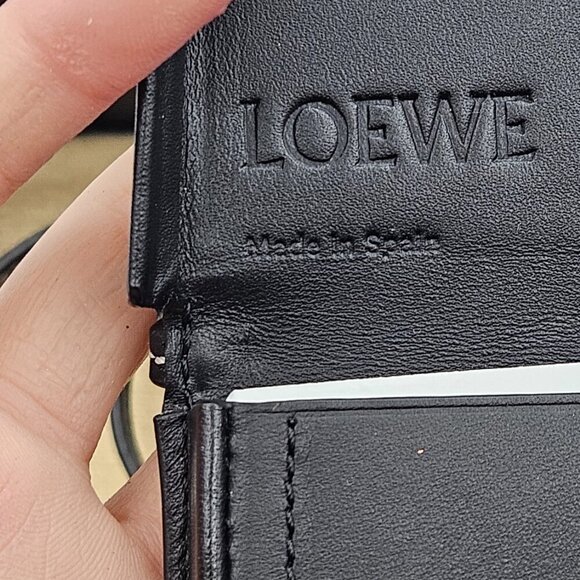 Loewe  Heel Pouch Mini Shoulder Bag - Picture 3 of 17